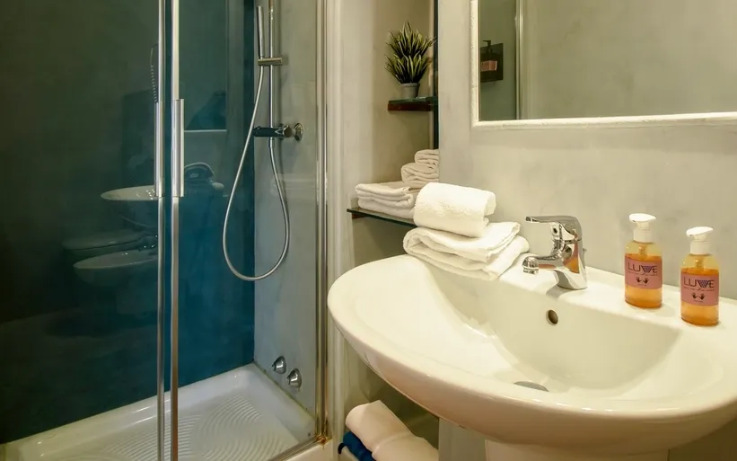 View of the bathroom of the flat